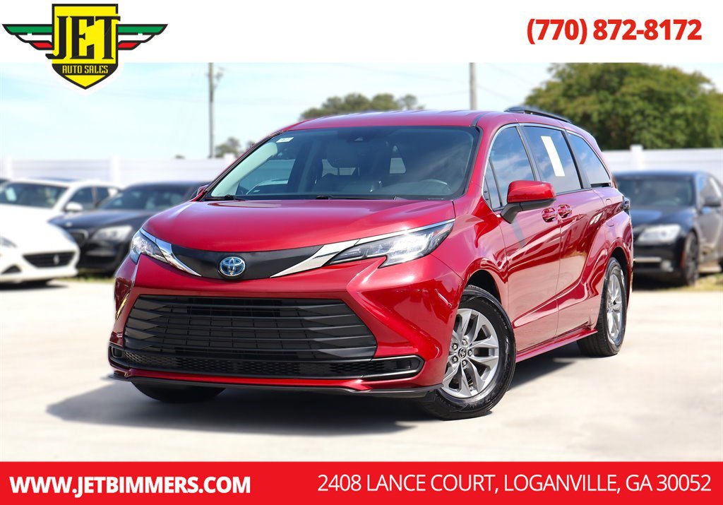 Used 2022 Toyota Sienna LE FWD image 1