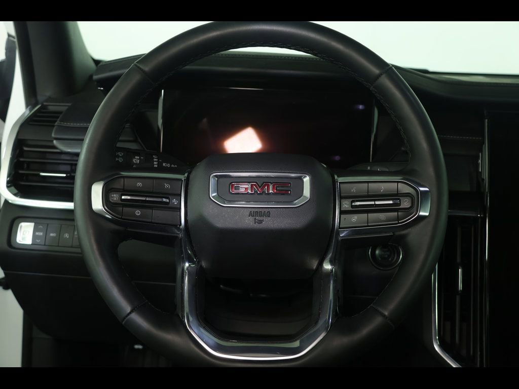 Used 2025 GMC Acadia Elevation image 24