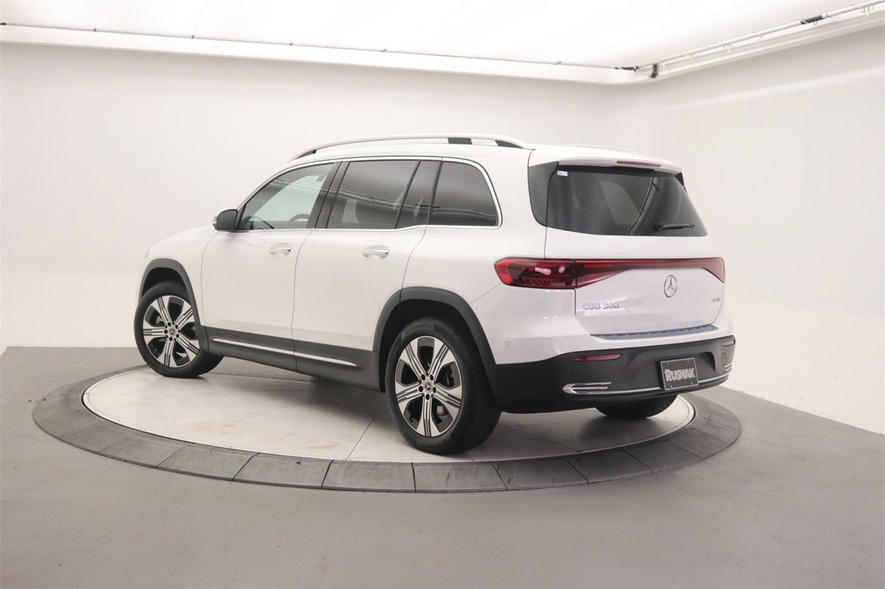 New 2025 Mercedes-Benz EQB 300 4MATIC image 2