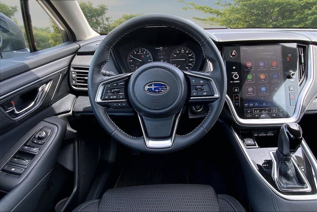 Certified 2025 Subaru Outback Premium AWD/4WD image 8