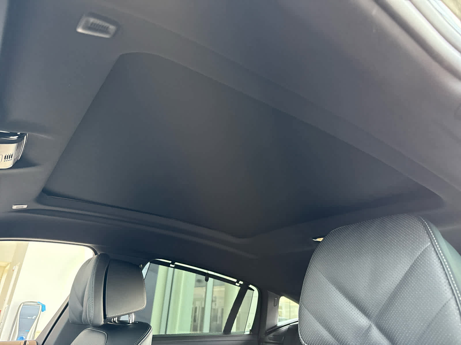 New 2026 BMW X6 M60i w/ Executive Package image 13