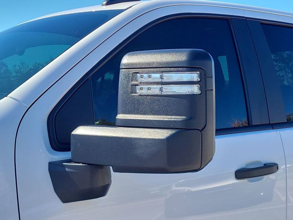 Used 2024 Chevrolet Silverado 2500 Custom w/ Custom Value Package image 18