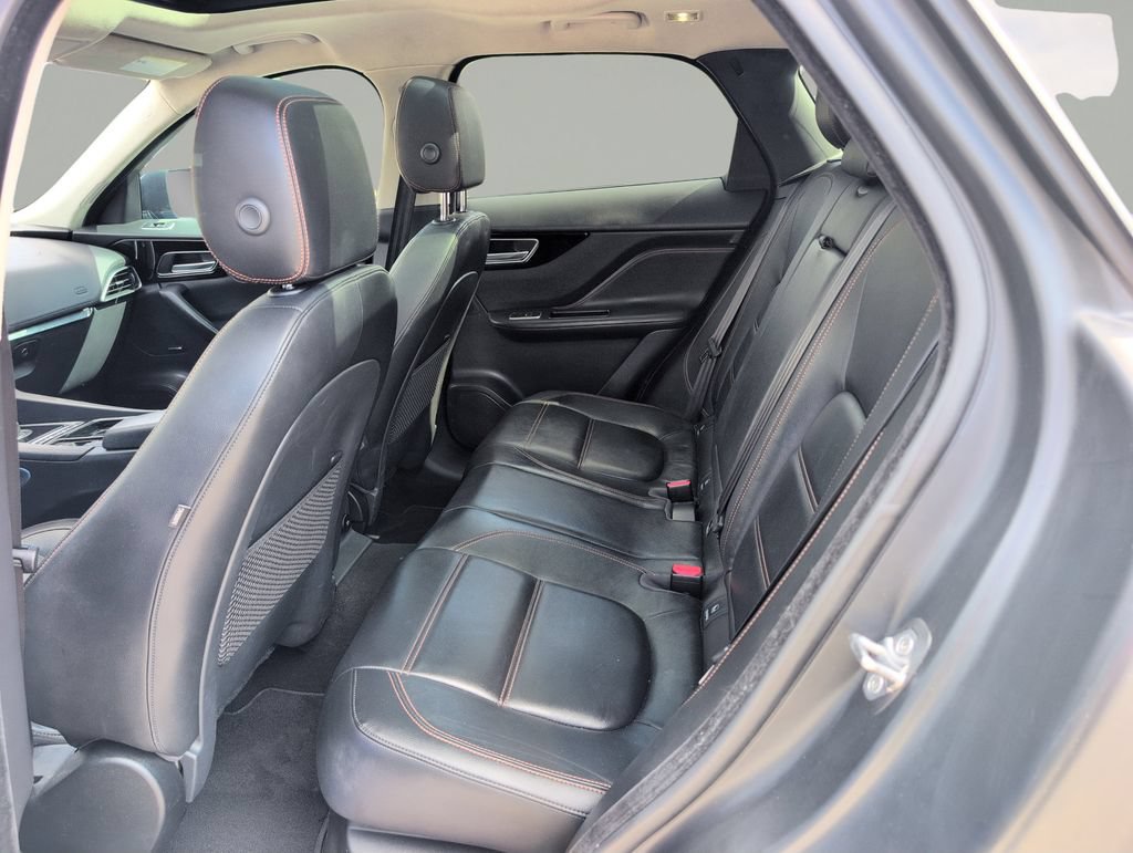 Used 2020 Jaguar F-PACE Prestige AWD/4WD image 14