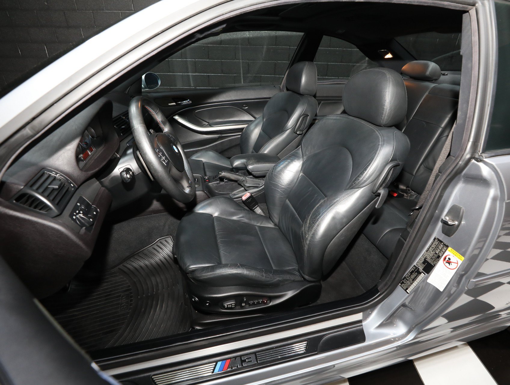 Used 2004 BMW M3 Coupe RWD image 49