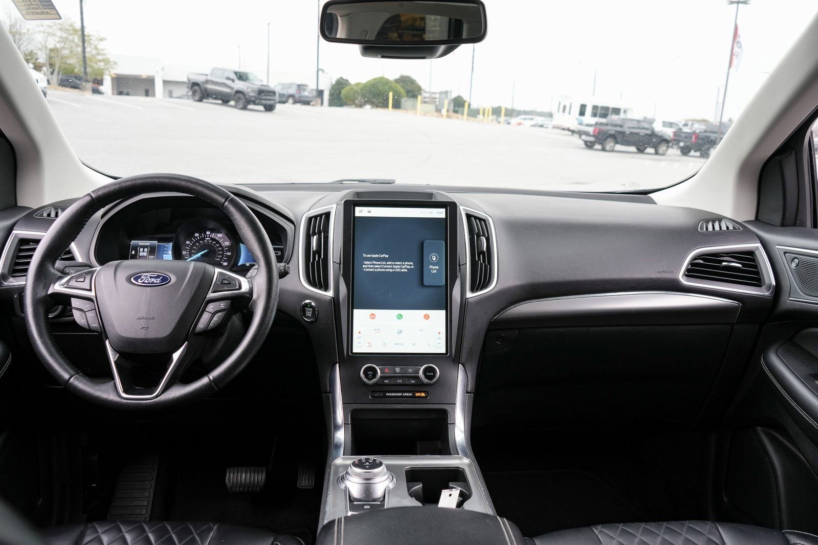 Used 2024 Ford Edge Titanium image 18