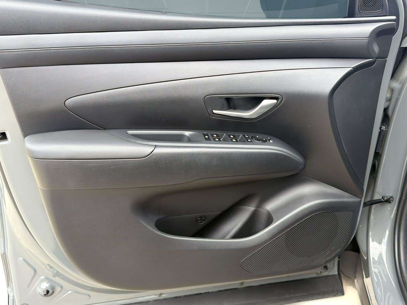 Used 2026 Hyundai Santa Cruz SEL FWD image 14