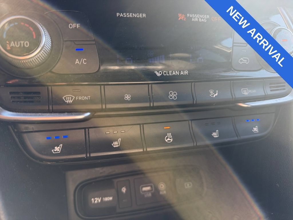 Used 2020 Hyundai Santa Fe Limited AWD/4WD image 15