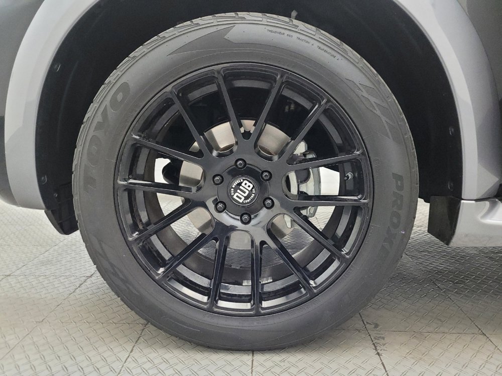 Used 2018 Nissan Armada SL image 31