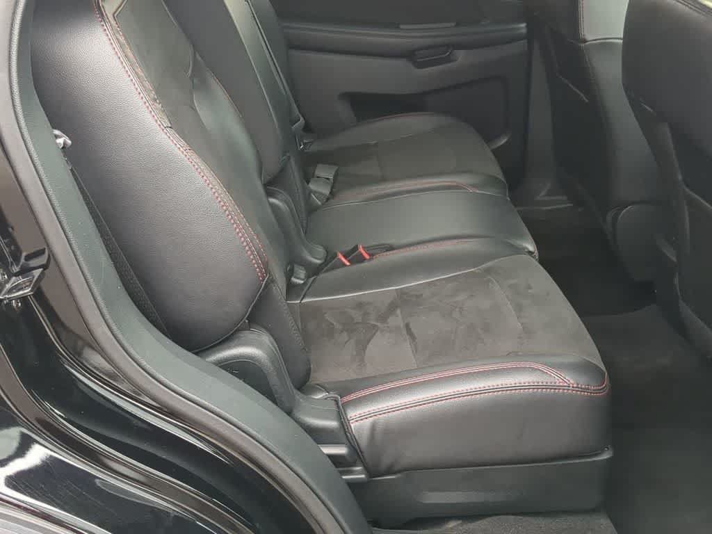 Used 2018 Ford Explorer XLT w/ Equipment Group 202A AWD/4WD image 19