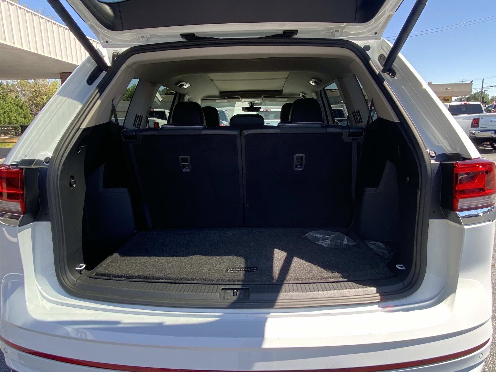 Used 2021 Volkswagen Atlas SE w/ Panoramic Sunroof Package image 7