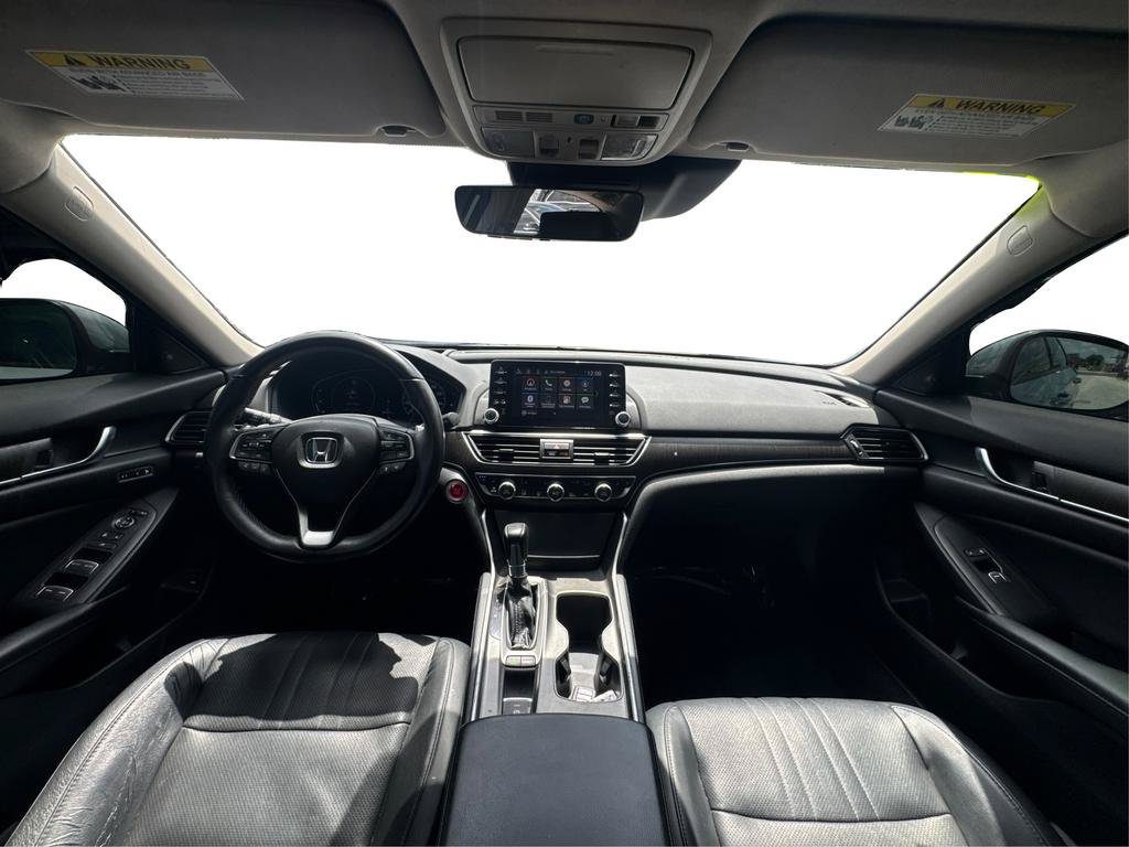 Used 2018 Honda Accord Touring image 19