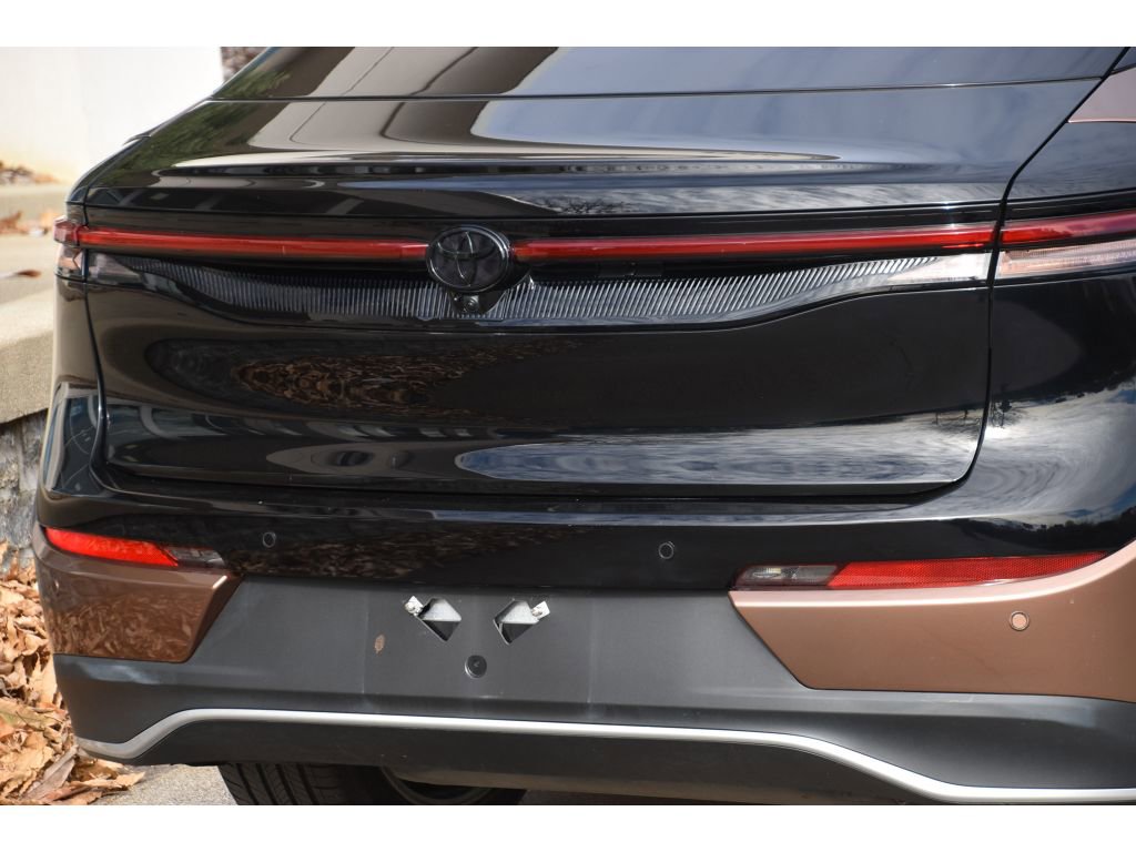 Used 2024 Toyota Crown Platinum image 26