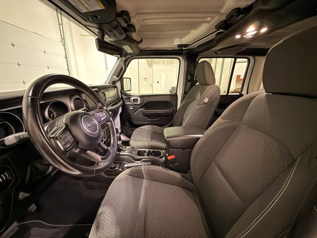 Used 2021 Jeep Wrangler Unlimited Sport image 15