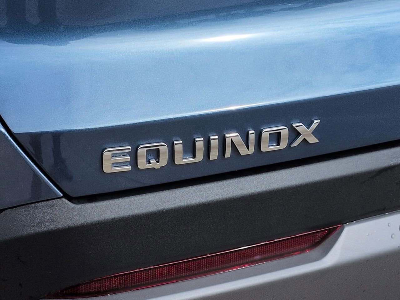 New 2026 Chevrolet Equinox LT w/ Safety and Technology Package FWD image 6