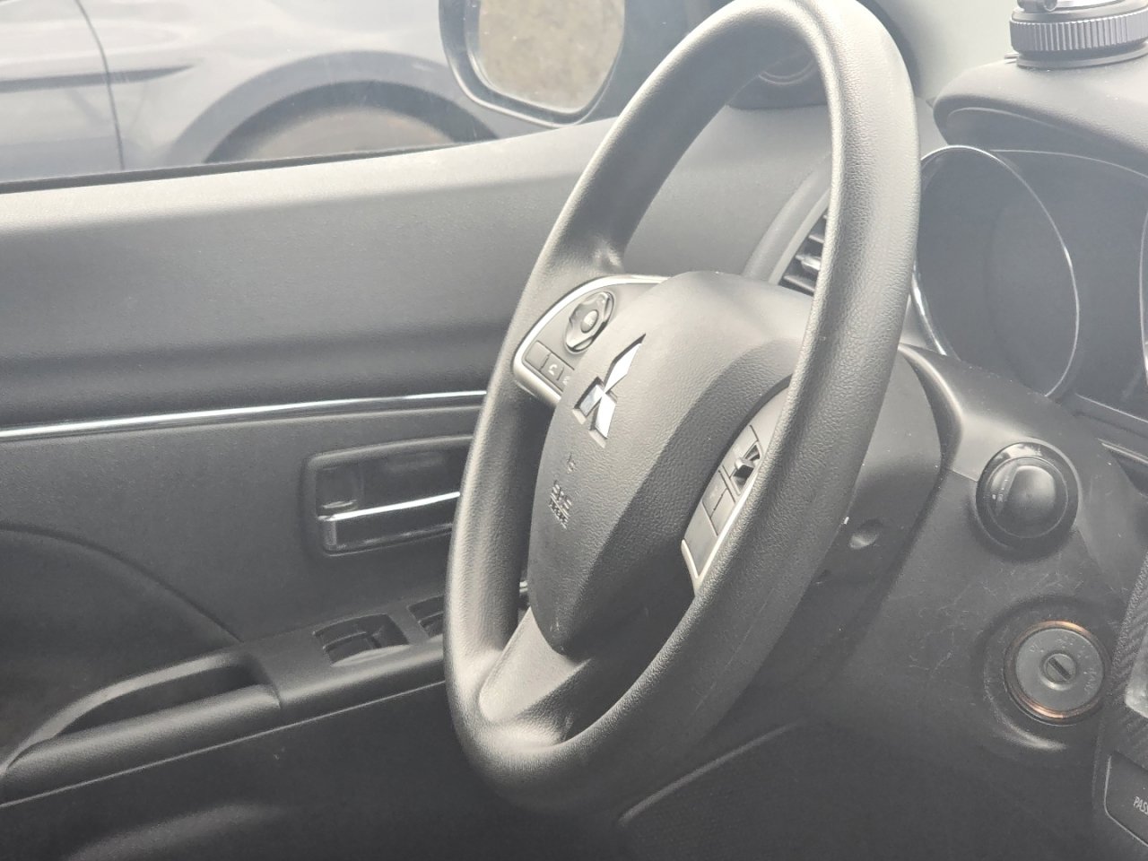 Used 2024 Mitsubishi Outlander Sport AWD image 16