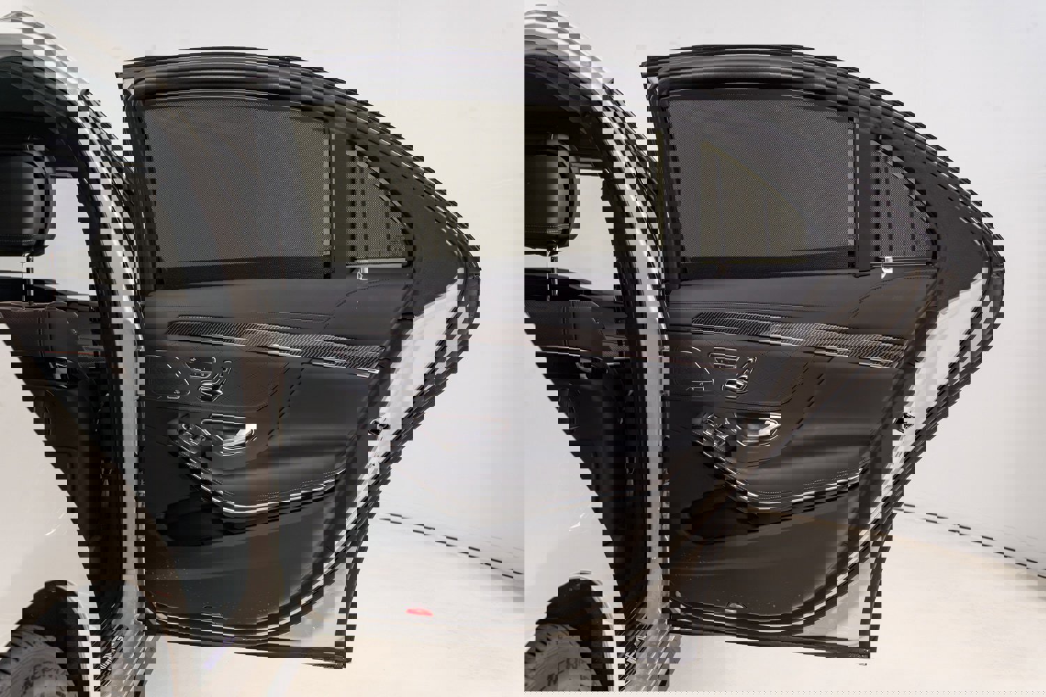 Used 2020 Mercedes-Benz S 63 AMG 4MATIC Sedan image 28