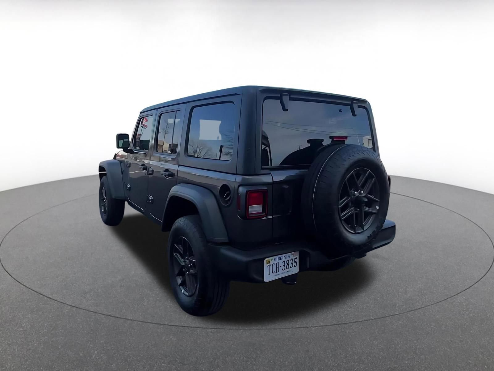 Used 2025 Jeep Wrangler Sport S image 10