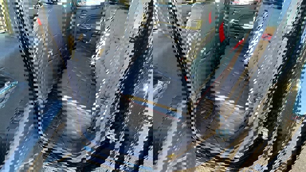 New 2026 Chevrolet Colorado Z71 w/ Technology Package image 16