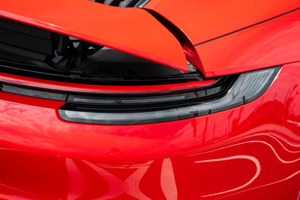 Used 2020 Porsche 911 Carrera RWD image 14
