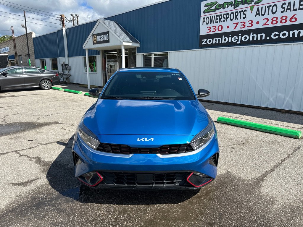 Used 2022 Kia Forte GT-Line w/ GT-Line Premium Package image 2