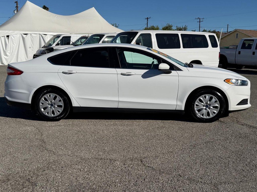 Used 2014 Ford Fusion S image 4