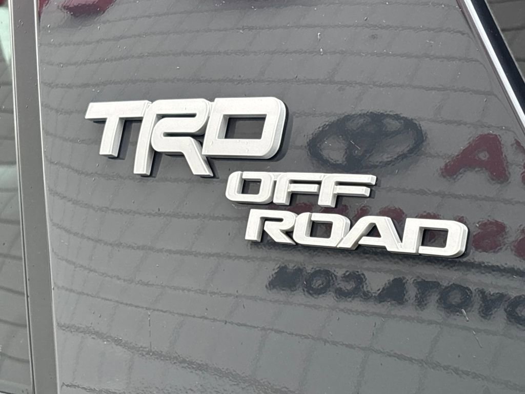 Used 2024 Toyota 4Runner TRD Off-Road Premium image 32
