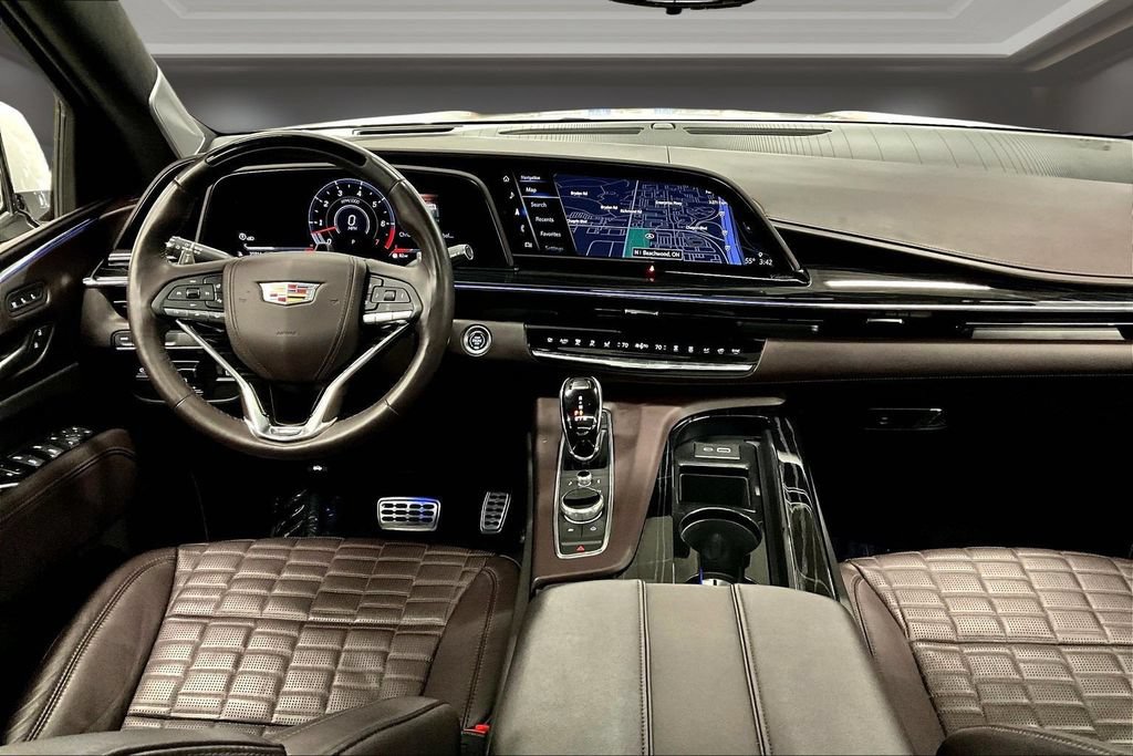 Certified 2023 Cadillac Escalade ESV V AWD/4WD image 7