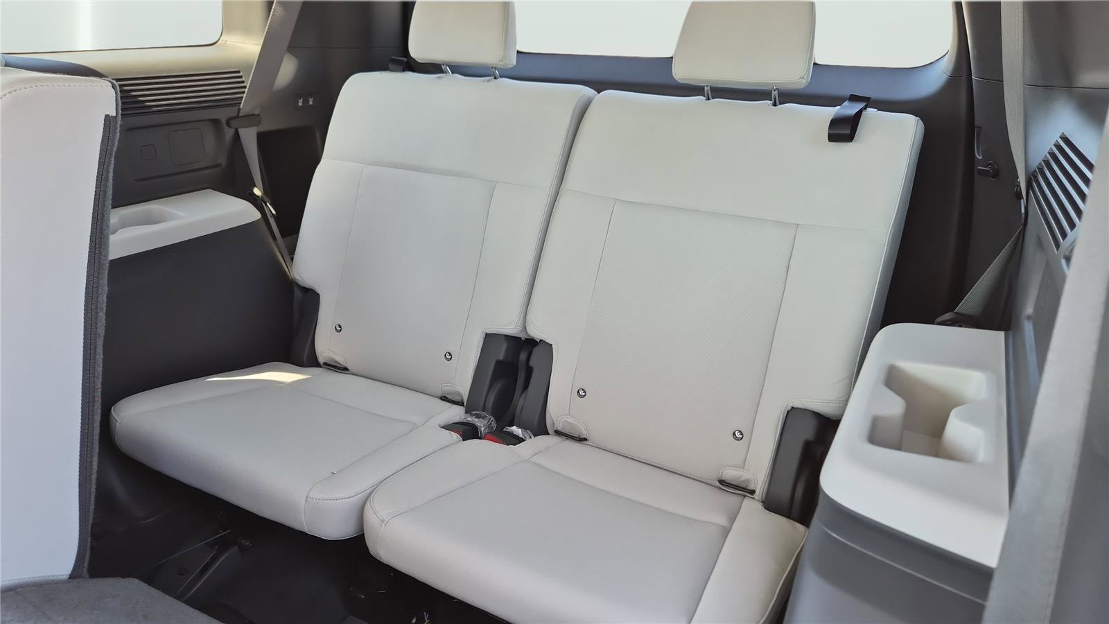 Certified 2026 Hyundai Santa Fe SE w/ Tow & Go Package image 23