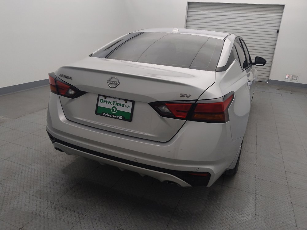 Used 2024 Nissan Altima 2.5 SV w/ SV Premium Package image 7