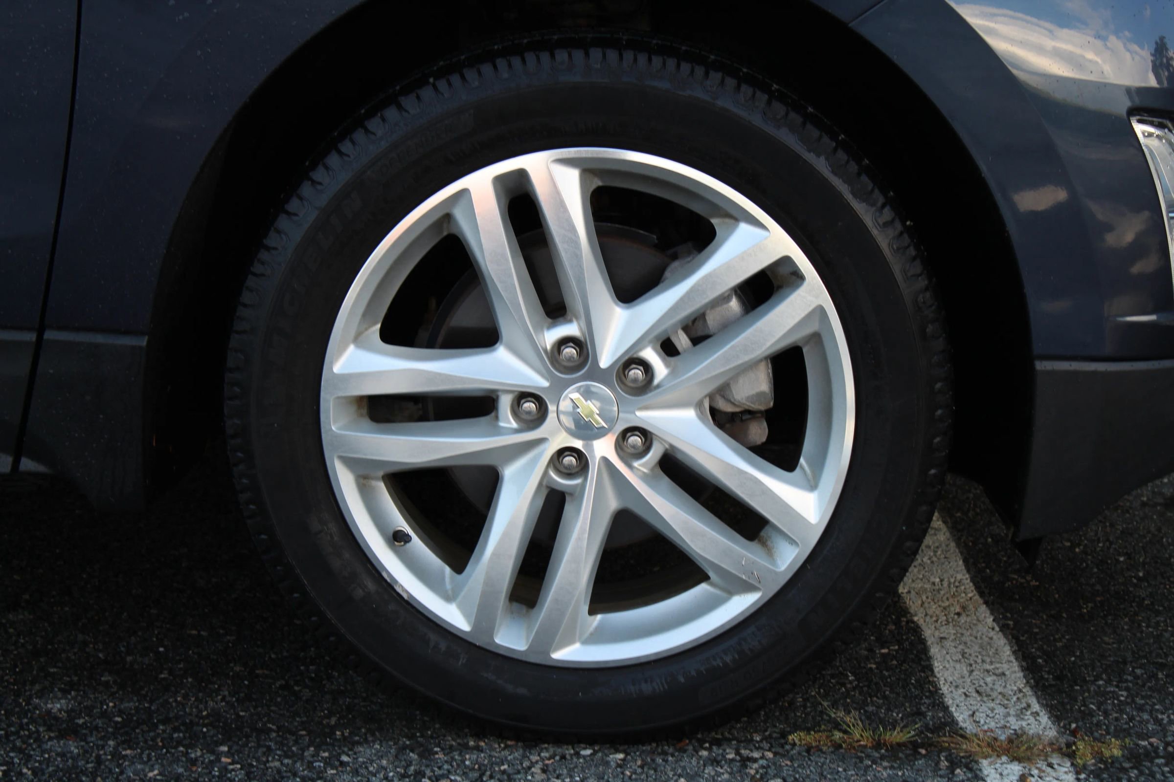 Used 2018 Chevrolet Equinox Premier image 45