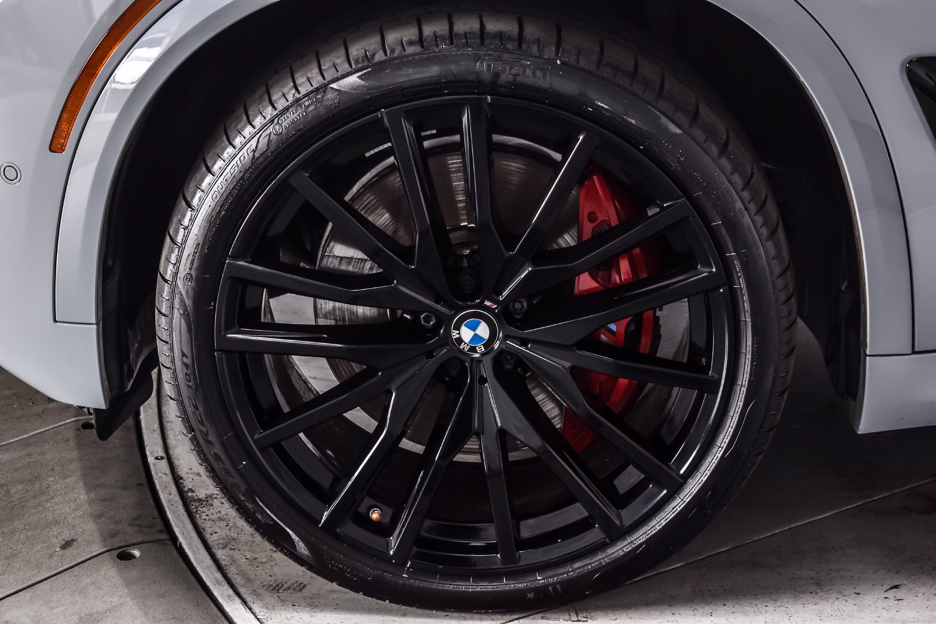Used 2025 BMW X5 M60i w/ Executive Package AWD/4WD image 10