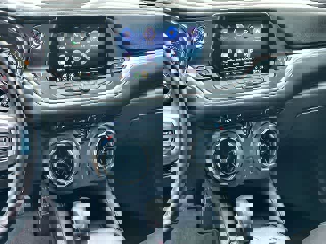 Used 2020 Chevrolet Blazer LT image 18