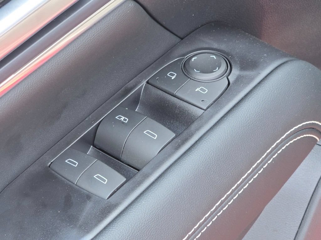 New 2027 GMC Terrain Elevation AWD/4WD image 32