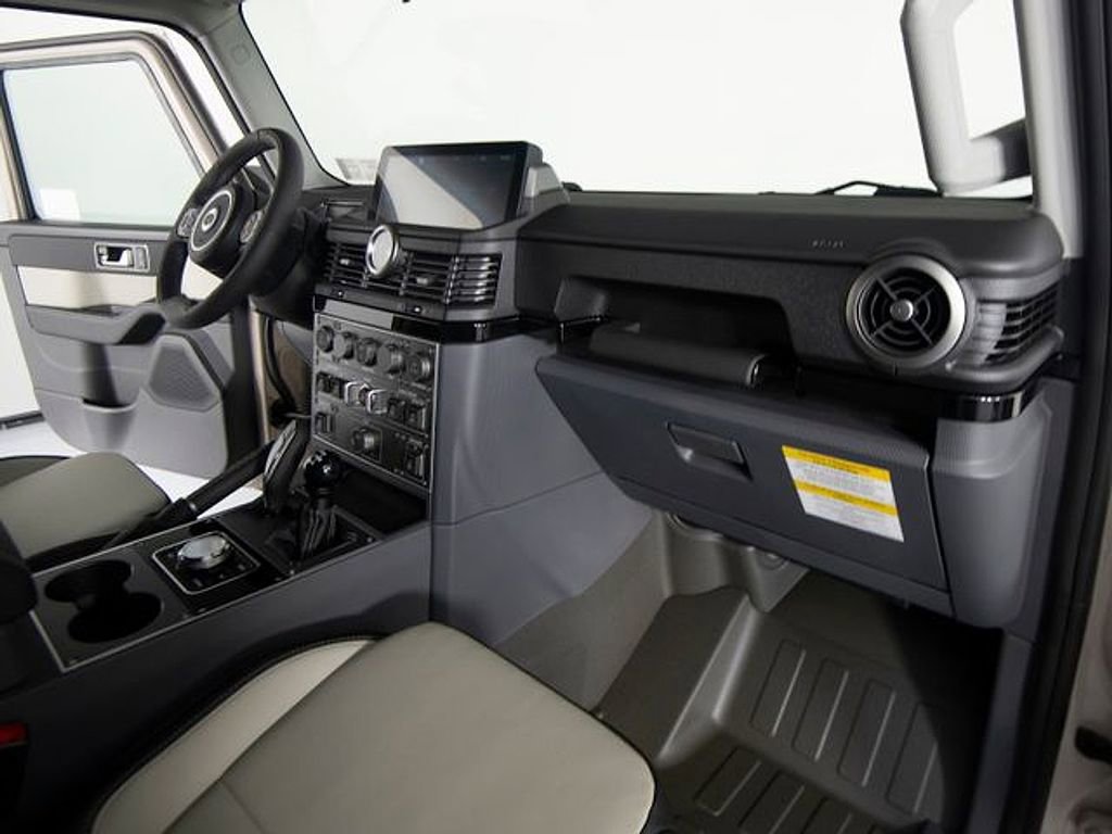 New 2025 INEOS Grenadier Fieldmaster Edition image 24