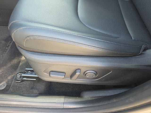 Certified 2025 Kia Sportage EX FWD image 16