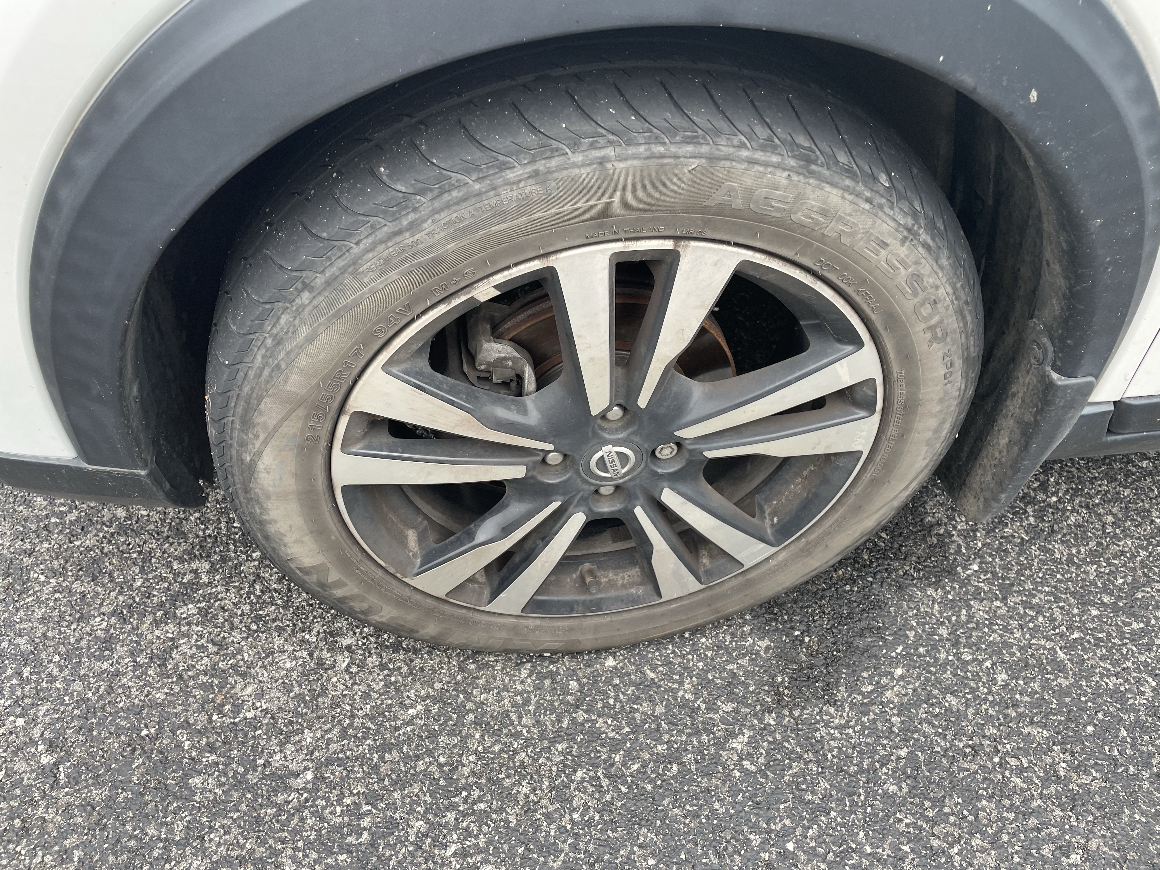 Used 2019 Nissan Kicks SV FWD image 7