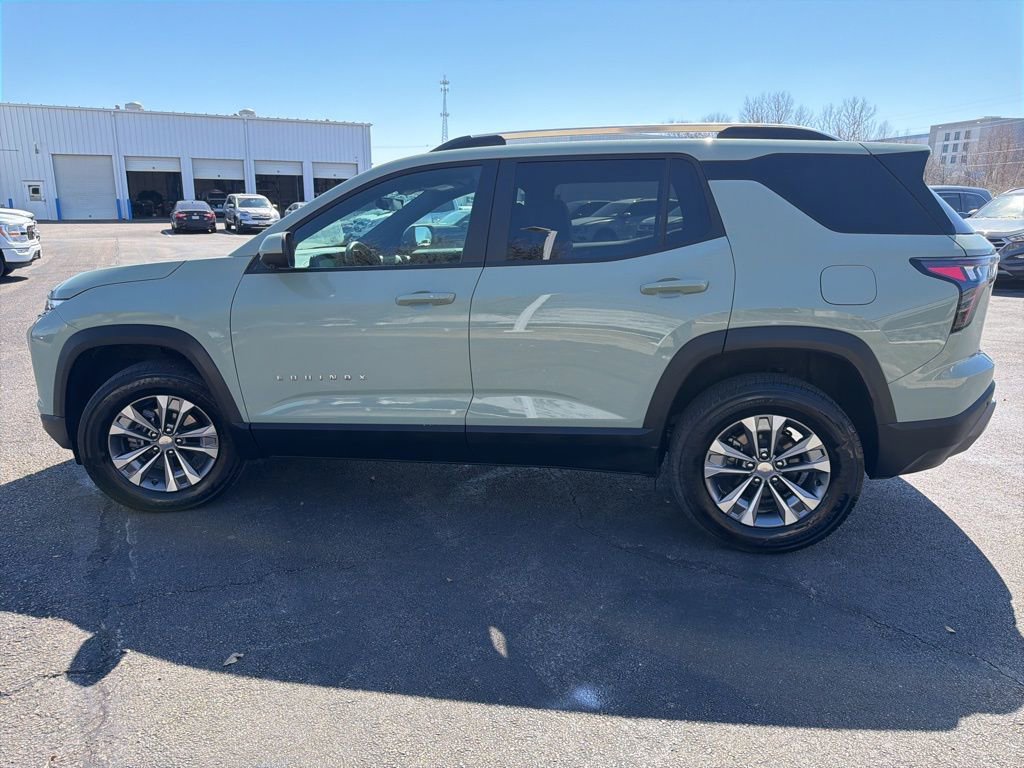 Used 2025 Chevrolet Equinox LT w/ Convenience Package II image 6