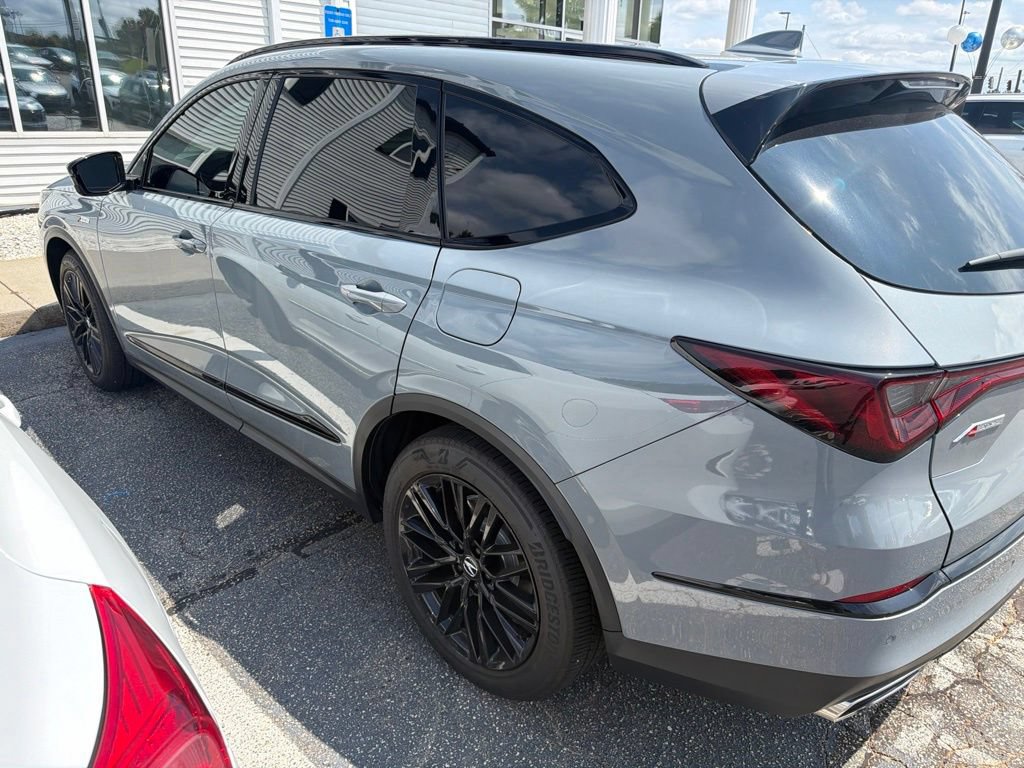Used 2026 Acura MDX A-Spec w/ Advance Package AWD/4WD image 3