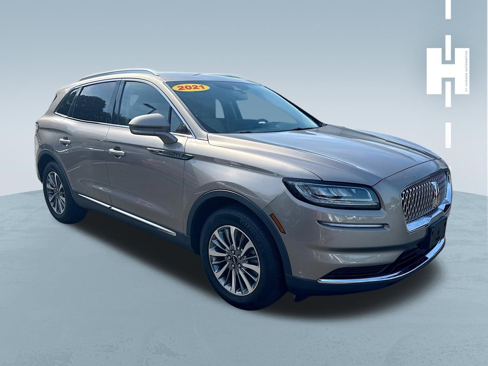 Used 2021 Lincoln Nautilus FWD w/ Equipment Group 101A image 1