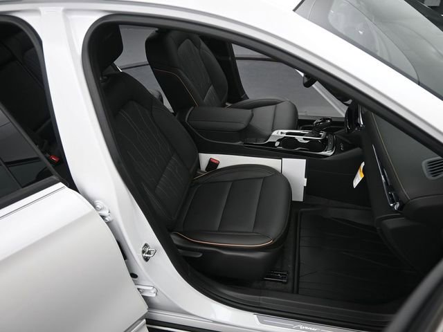 New 2026 Buick Envista Avenir FWD image 19