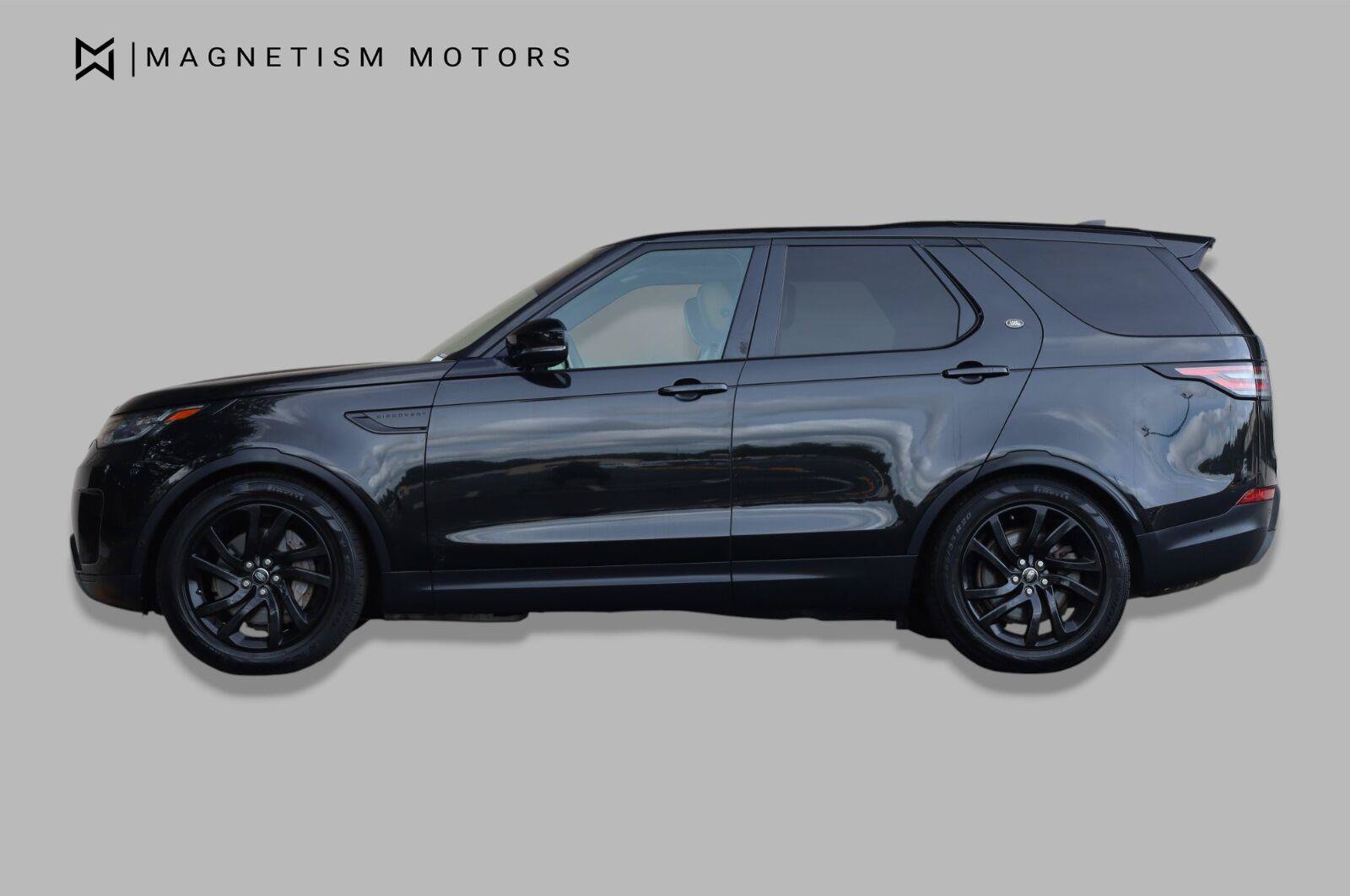Used 2020 Land Rover Discovery HSE AWD/4WD image 3