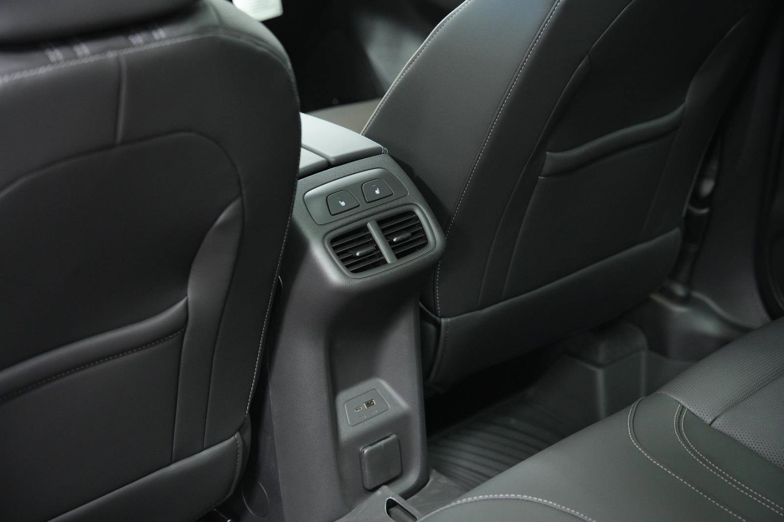 New 2026 Buick Envision Avenir image 23