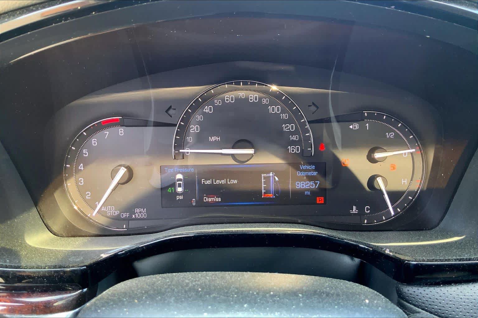 Used 2017 Cadillac XT5 Luxury w/ Driver Awareness Package FWD image 26