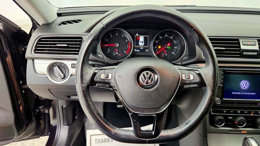 Used 2019 Volkswagen Passat 2.0T Wolfsburg w/ Wheels & Sunroof Package FWD image 13