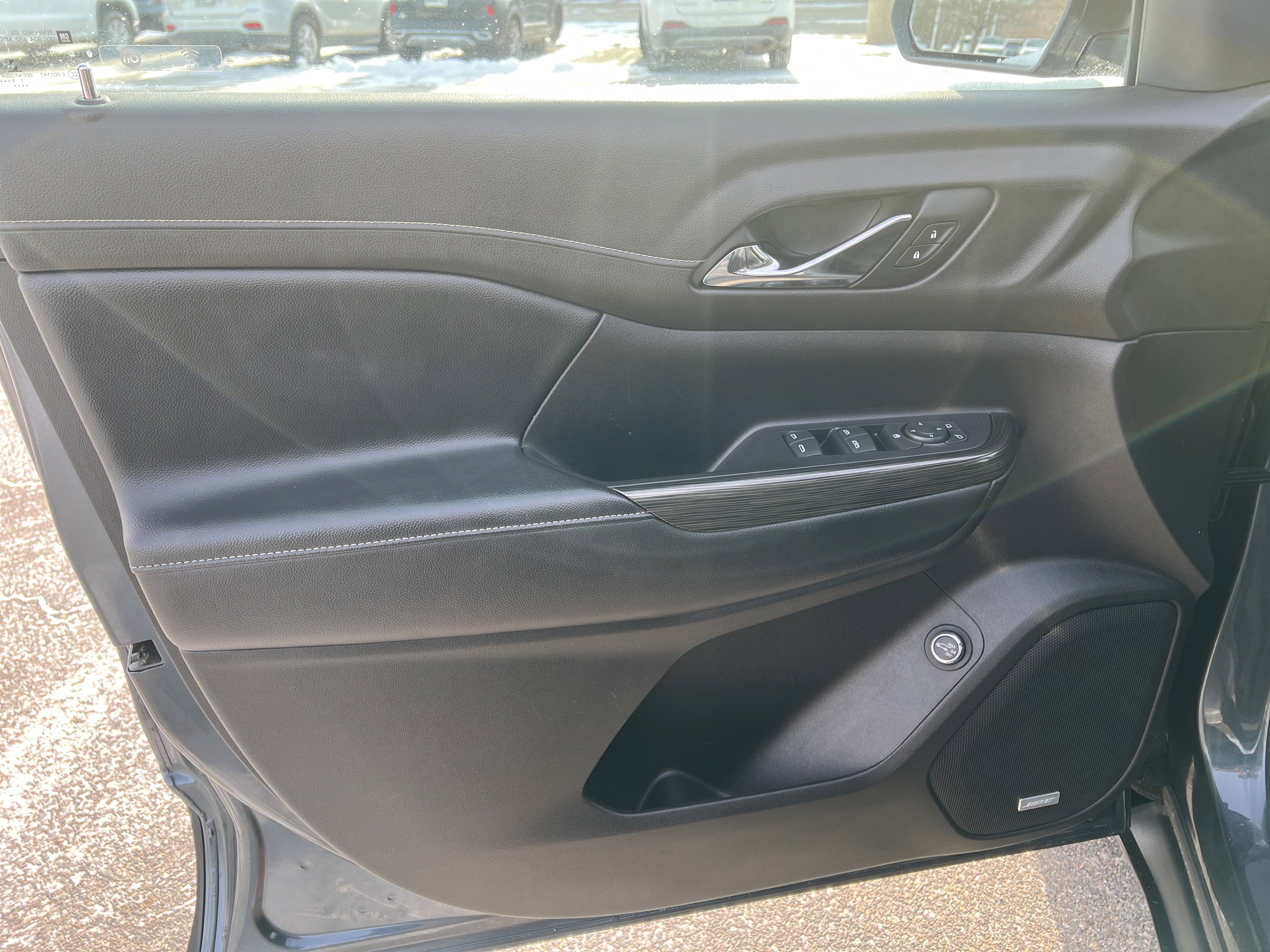 Used 2020 GMC Acadia SLT w/ Trailering Package image 15