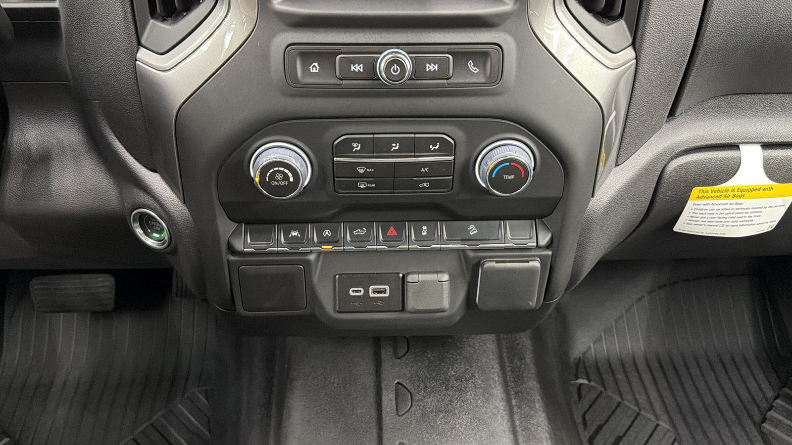 Used 2026 Chevrolet Silverado 1500 Custom Trail Boss w/ Dark Appearance Package AWD/4WD image 24