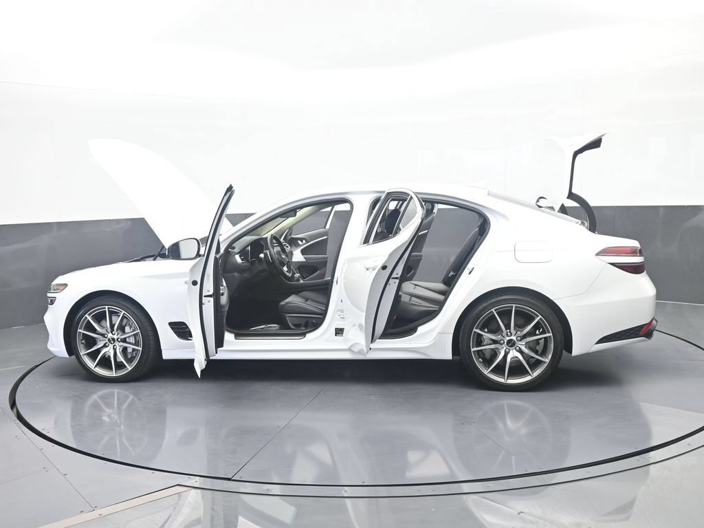 Used 2025 Genesis G70 2.5T RWD image 75