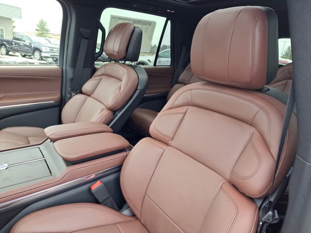 New 2026 Lincoln Navigator Reserve image 30