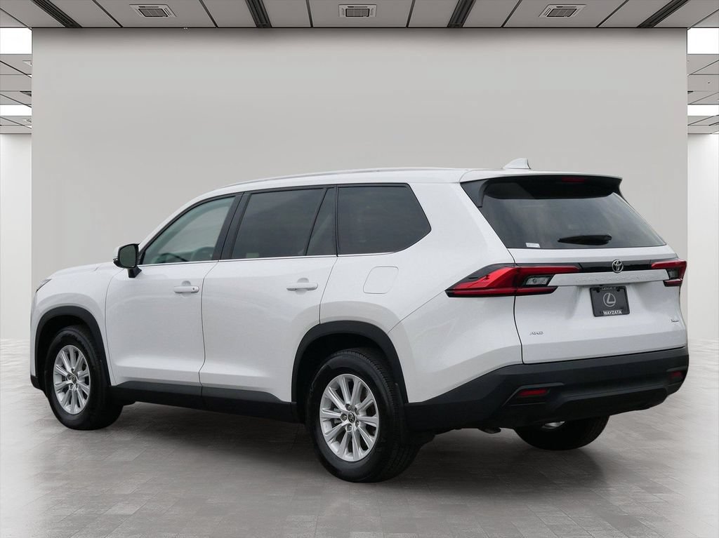 Used 2024 Toyota Grand Highlander AWD image 4