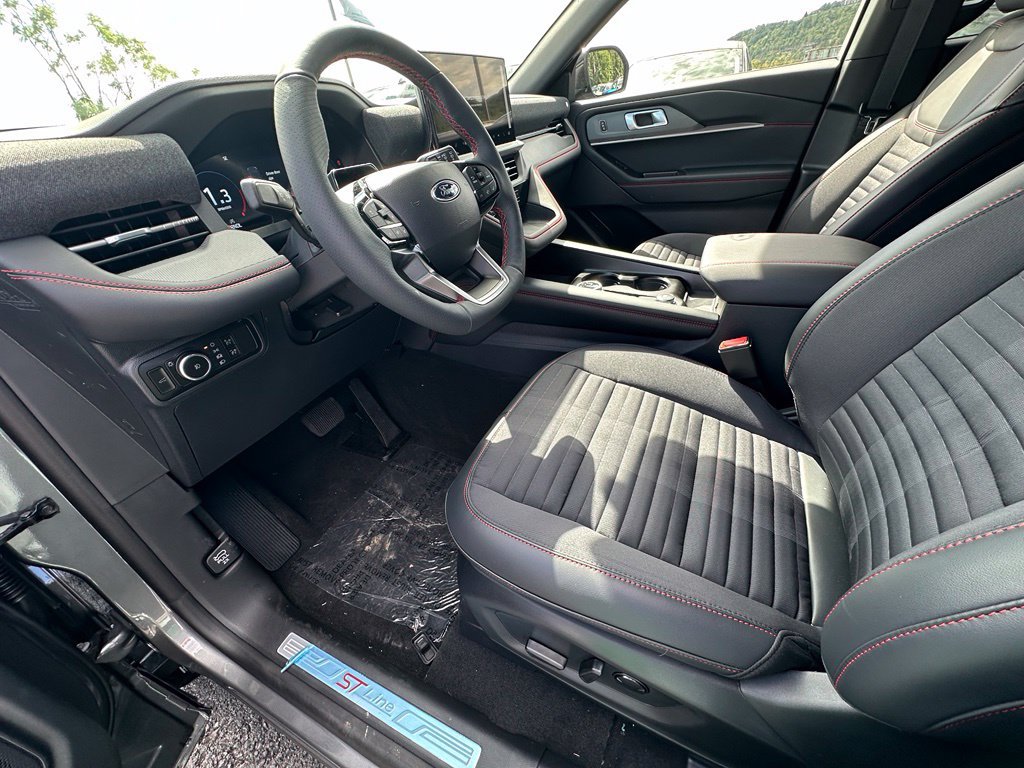 New 2027 Ford Explorer ST-Line AWD/4WD image 16